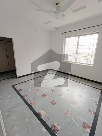 کارساز ولاز ڈی ۔ 12,اسلام آباد میں 3 کمروں کا 1 کنال بالائی پورشن 1.0 لاکھ میں کرایہ پر دستیاب ہے۔