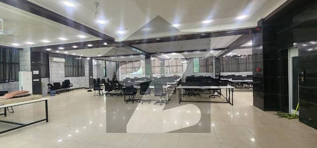 جی ۔ 7 مرکز جی ۔ 7,اسلام آباد میں 2 کنال Studio عمارت 36.0 لاکھ میں کرایہ پر دستیاب ہے۔