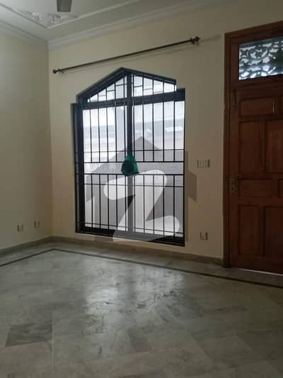 1 Kanal Upper Portion for Rent