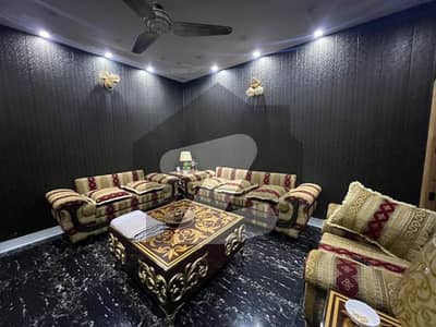11 MARLA DOUBLE STOREY 5 BED ATTACH BATH DOUBLE KITCHEN