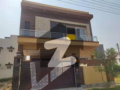 DHA Rahbar, VIP Lower Portion Available For Rent Only For Job Holder Couple