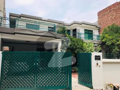 22 Marla Corner House For Sale In Ali View Park
