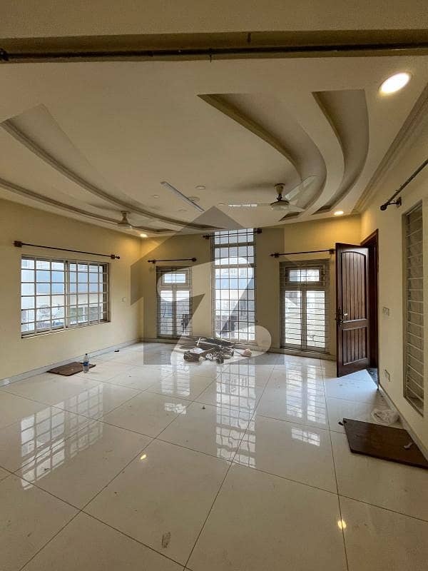 F-11, Neat And Clean First Floor Plus Second Floor Portion With Separate Gate, Meters F-11, Neat And Clean First Floor Plus Second Floor Portion With Separate Gate, Meters