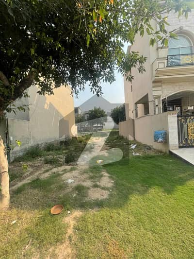 Plot No-1096 Block C - 5 Marla Plot On Top Location of Phase 9 Town DHA Lahore For Urgent Sale