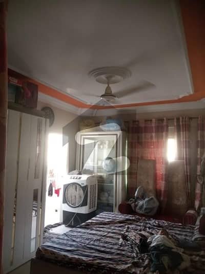 Beautiful location 2nd Floor Flat For Sale