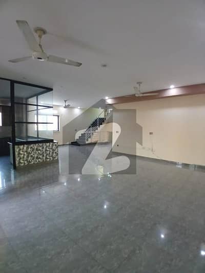 15 Marla very HOT LOCATION Tile Floor Upper Portion IS AVAILABLE FOR RENT IN PIA Housing Society near Wapda TOWN PHASE 1 Block E