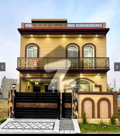 سینٹرل پارک ۔ بلاک بی سینٹرل پارک ہاؤسنگ سکیم,لاہور میں 3 کمروں کا 5 مرلہ مکان 1.85 کروڑ میں برائے فروخت۔