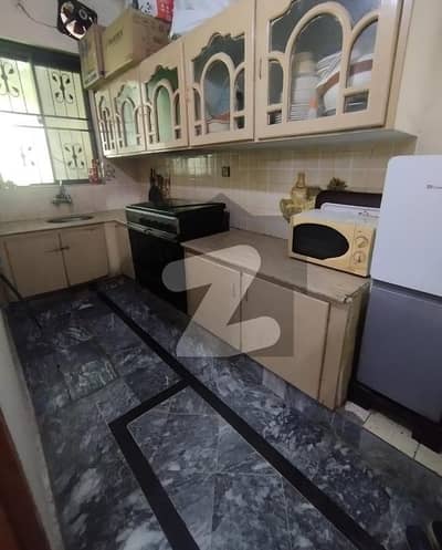 سبزہ زار سکیم لاہور میں 4 کمروں کا 5 مرلہ مکان 1.98 کروڑ میں برائے فروخت۔