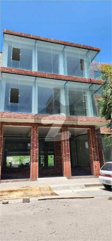 G-9 New 14,000 Sqft Plaza Lift Parking Available On Rent G-9 New 14,000 Sqft Plaza Lift Parking Available On Rent