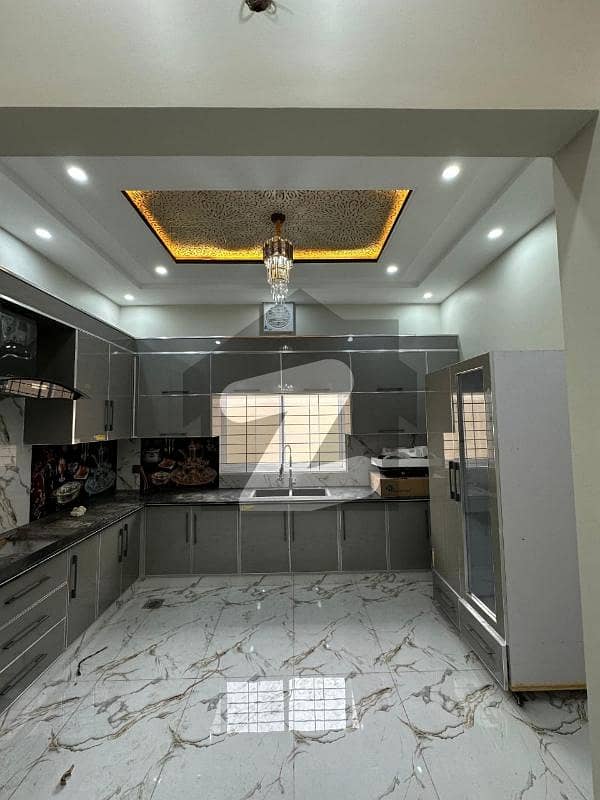5 Marla Flat For Rent Main Market 5 Marla Flat For Rent Main Market