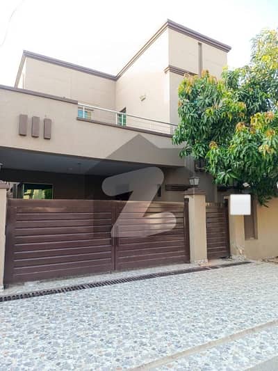 10 MARLA 4 BED HOUSE AVAILABLE FOR RENT IN ASKARI 11 SECTOR B
