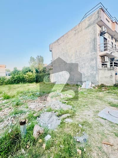 25x50 Most Demanding Location Plot For Sale Margalla Face