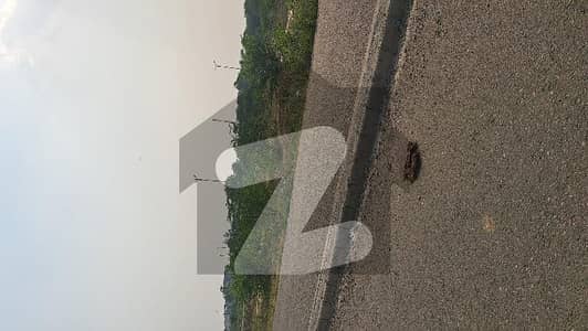 ڈی ایچ اے فیز9 پریزم - بلاک ای ڈی ایچ اے فیز9 پریزم,ڈی ایچ اے ڈیفینس,لاہور میں 1 کنال رہائشی پلاٹ 2.65 کروڑ میں برائے فروخت۔
