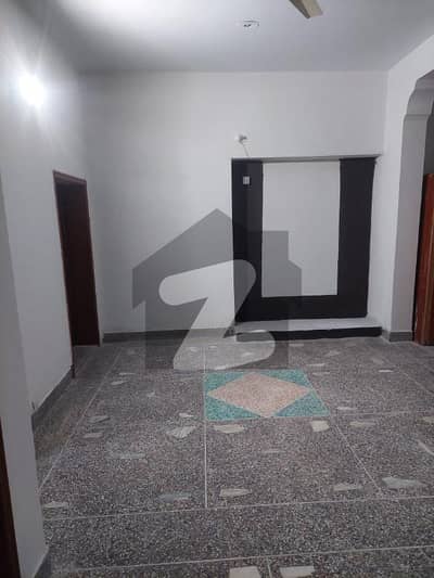 40*80 cda transfer top location house available in g-9-3 near 9th avenue near market and mosque near metro station