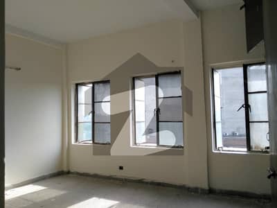 Urgent Sale: 2-Bed Flat in Liberty Market, Lahore Only 55 Lacs!