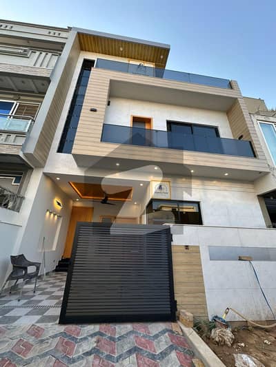 5 Marla Brand New House For Sale
