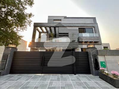 Central Block Modern House