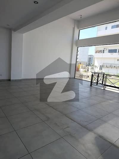 GROUND + BASEMENT FOR RENT