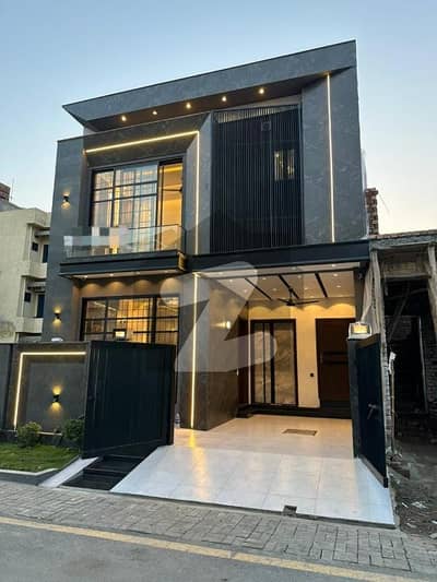 5 Marla double storey double unit Luxery ultra Modern house available for sale in Ethad town Lahore by Fast property services with original pics
