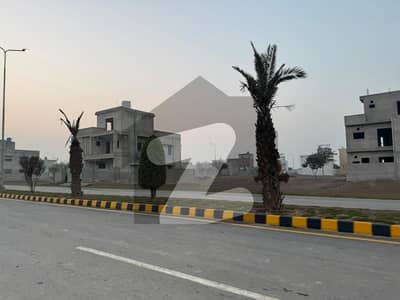 5 Marla Residential Plot At Hot Location In Park View City Lahore