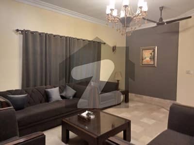 500 Yards 5 Bed Well Maintained House For Sale