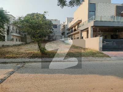1 Kanal South Face Level Plot For Sale IN Sector E DHA Phase 2 Islamabad: