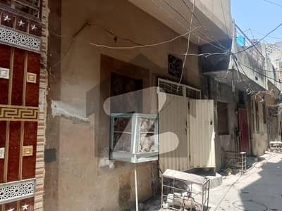 پیکو روڈ لاہور میں 3 کمروں کا 3 مرلہ مکان 86.0 لاکھ میں برائے فروخت۔ پیکو روڈ لاہور میں 3 کمروں کا 3 مرلہ مکان 86.0 لاکھ میں برائے فروخت۔