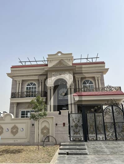 1 KANAL SPANISH VILLA NEAR MASJID WITH A++ CONSTRUCTION AVAILABLE FOR SALE