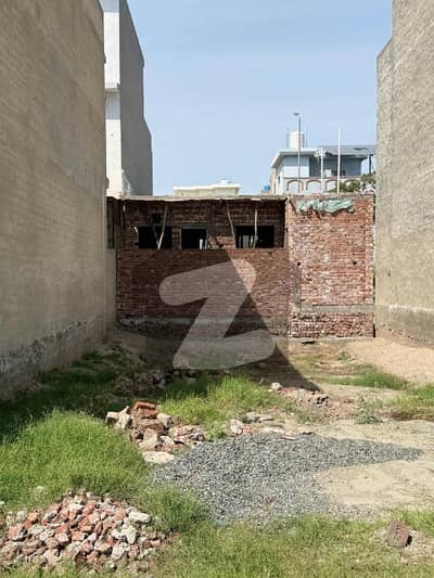 Prime Location Residential Plot Of 5 Marla For Sale In Park View City - Crystal Block