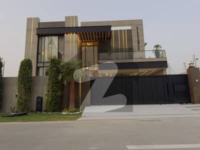 one kanal luxury house for sale in sector M dha multan