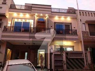 Sun Face 30*60 Brand New TOP Location House G-13