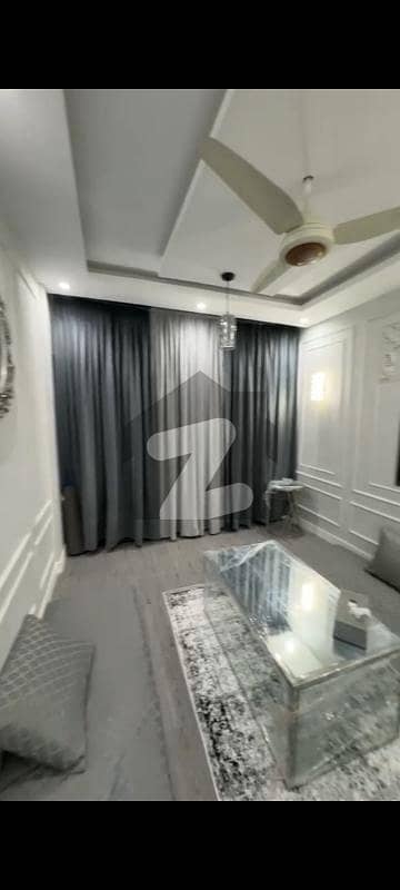 FLAT AVAILABLE FOR SALE