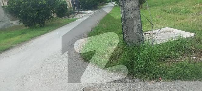 Gulbahar Park Near Abdul Sattar Eddie Bridge Canal Road 16 Marla Corner Plot