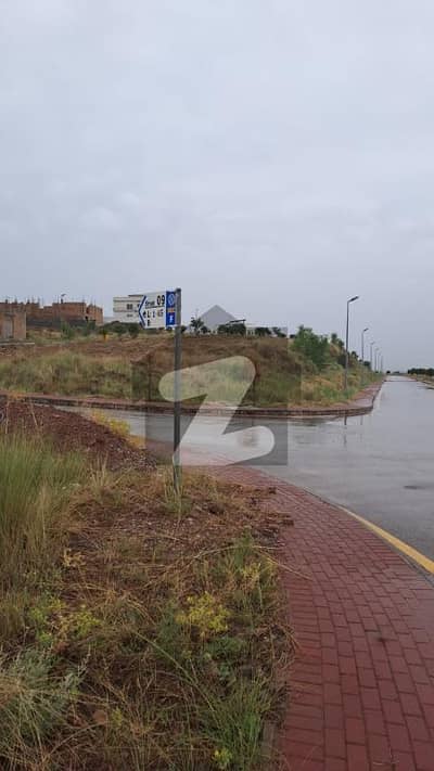 1 Kanal Margalla Facing Plot For Sale In Sector F, Bahria Enclave Islamabad Heighted Location