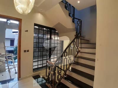 BRAND NEW HOUSE 5 MARLA LDA APPROVED FACING PARK NEAR MASJID AVAILABLE FOR SALE
