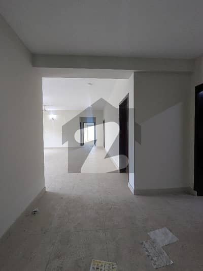 14 Marla 4 Bedroom Apartment Available For Rent