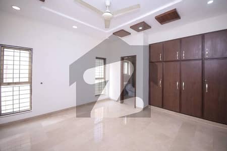 1 Kanal Full House For Rent In Dha Phase 4
