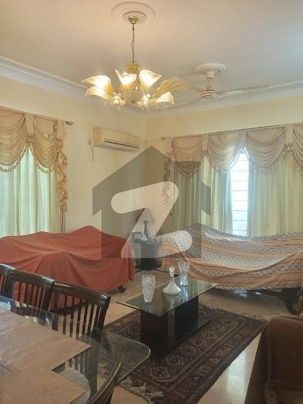 Upper Portion Available For Rent 10 Marla Demond 90000 Upper Portion Available For Rent 10 Marla Demond 90000