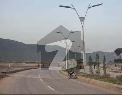 مارگلہ انکلیو مارگلہ ایونیو,اسلام آباد میں 5 مرلہ رہائشی پلاٹ 1.8 کروڑ میں برائے فروخت۔ مارگلہ انکلیو مارگلہ ایونیو,اسلام آباد میں 5 مرلہ رہائشی پلاٹ 1.8 کروڑ میں برائے فروخت۔