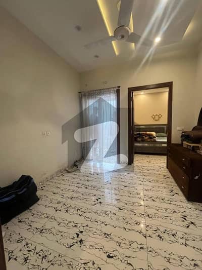 او ایل سی ۔ بلاک اے اوورسیز لو کاسٹ,بحریہ آرچرڈ فیز 2,بحریہ آرچرڈ,لاہور میں 3 کمروں کا 5 مرلہ مکان 1.55 کروڑ میں برائے فروخت۔