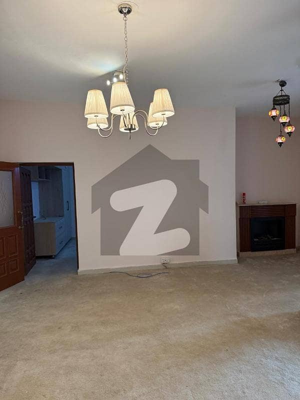 F-7 House For Sale 7bedroom CDA Transfer Double Story F-7 House For Sale 7bedroom CDA Transfer Double Story