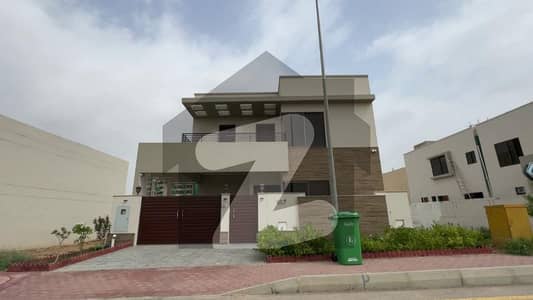 272sq yd Ready to Move Villa in Precinct-1 0.5km from main entrance. A-One Construction Standard 5Bed Drawing Dining Lounge
