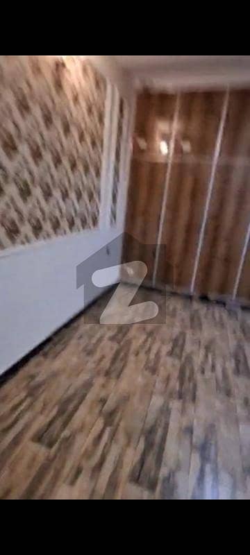 پنجاب یونیورسٹی سوسائٹی فیز 2 پنجاب یونیورسٹی ایمپلائیز سوسائٹی,لاہور میں 2 کمروں کا 7 مرلہ زیریں پورشن 60.0 ہزار میں کرایہ پر دستیاب ہے۔
