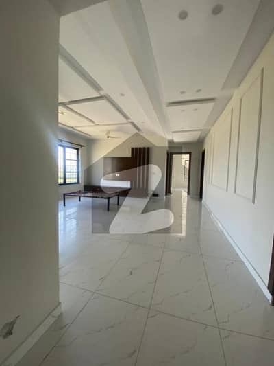 1 KANAL HOUSE UPPER PORTION FOR RENT