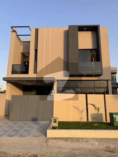 8 Marla Designer House For Sale In B17 Islamabada