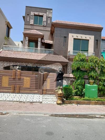 10 Marla Upper Portion Available For Rent In Bahria Town Lahore