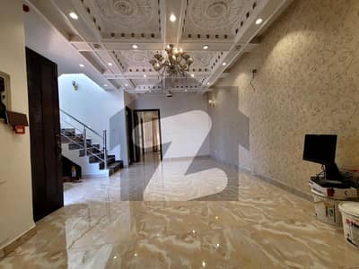 MIAN BROTHERS OFFER DEFENCE PHASE 9 TOWN ORIGINAL PIC 5 MARLA JUST LIKE BRAND NEW SLIGHTLY USED HOUSE AT TOP LOCATION FOR SALE ALMOST FINAL 2,65,00,000