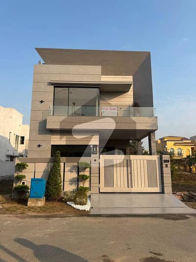 5MARLA HOUSE FOR SALE IN DHA 9 TOWN