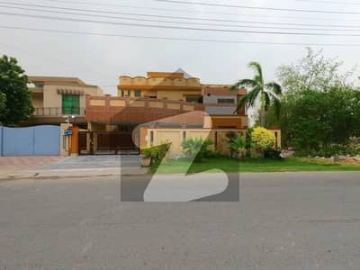 Built House And Well Maintained On Main Road WAPDA Town Phase 1