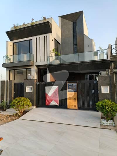 Elegant 10 Marla Family Home in DHA Phase 7 | Modern Living at Its Best